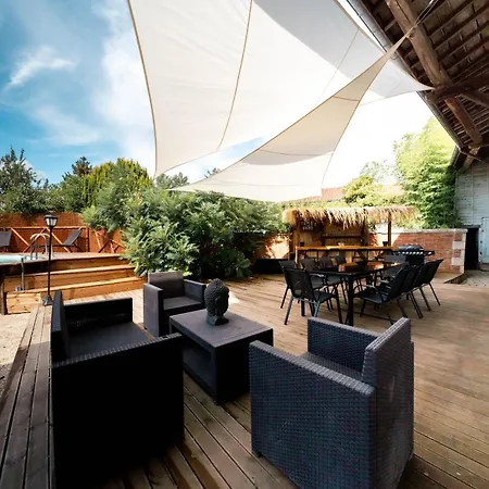 Vila Au Plaisir Du *