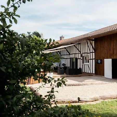 Au Plaisir Du * Sainte-Marie-du-Lac-Nuisement