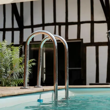 Au Plaisir Du Sainte-Marie-du-Lac-Nuisement